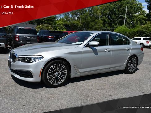 Used 2019 BMW 530i xDrive w/ Convenience Package AWD/4WD image 1