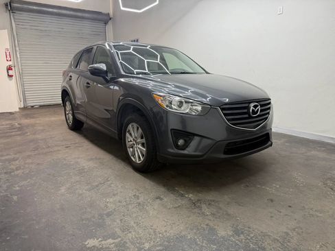 Used 2016 MAZDA CX-5 Touring FWD image 2