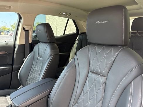 Used 2023 Buick Envision Avenir AWD/4WD image 13