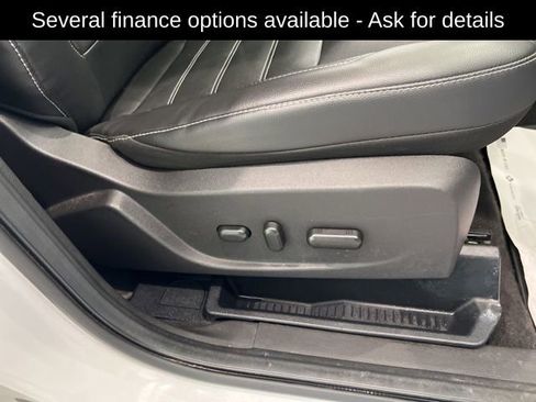Used 2017 Ford Escape Titanium AWD/4WD image 22