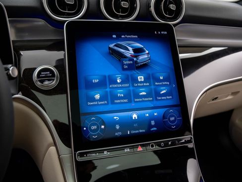 New 2026 Mercedes-Benz GLC 300 4MATIC image 26