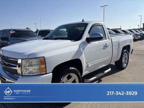Used 2009 Chevrolet Silverado 1500 LT w/ LPO, Deluxe Chrome Package RWD image 1
