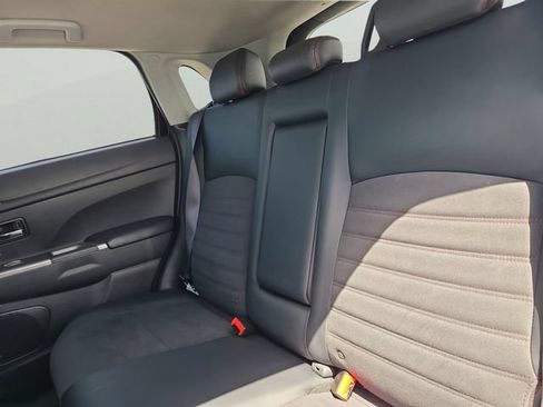 Used 2024 Mitsubishi Outlander Sport SE AWD/4WD image 6