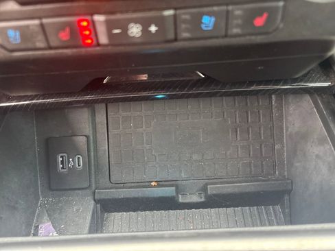 Used 2020 Ford F250 Platinum w/ FX4 Off-Road Package image 22