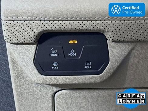 Certified 2024 Volkswagen Atlas SE image 10