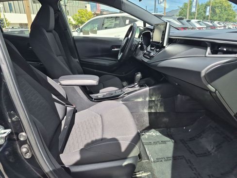 Used 2022 Toyota Corolla SE FWD image 30
