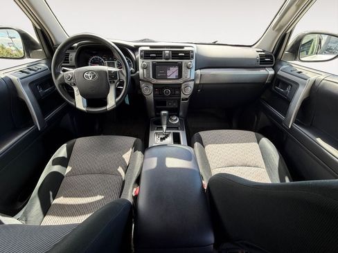 Used 2019 Toyota 4Runner SR5 AWD/4WD image 17