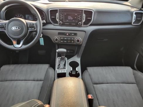 Used 2017 Kia Sportage LX AWD/4WD image 11