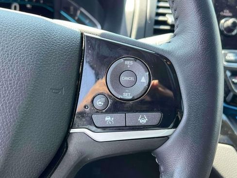 Used 2023 Honda Odyssey Elite image 25