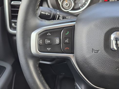 Used 2019 RAM 1500 Big Horn RWD image 25