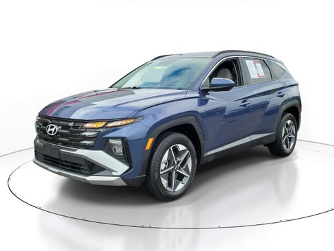 Used 2025 Hyundai Tucson SEL image 2