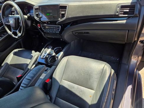 Used 2019 Honda Pilot Touring image 22