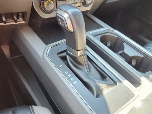 Used 2019 Ford F150 Raptor image 12