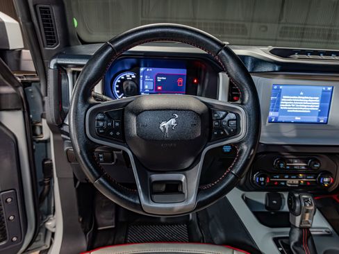 Used 2023 Ford Bronco Heritage Edition AWD/4WD image 15