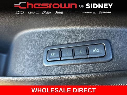 Used 2015 Chevrolet Suburban LTZ image 19