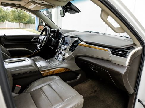 Used 2015 GMC Yukon Denali w/ Open Road Package RWD image 18