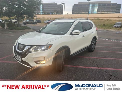 Used 2017 Nissan Rogue SL w/ SL Premium Package AWD/4WD image 1