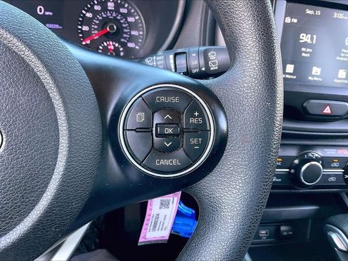 Used 2020 Kia Soul LX FWD image 22