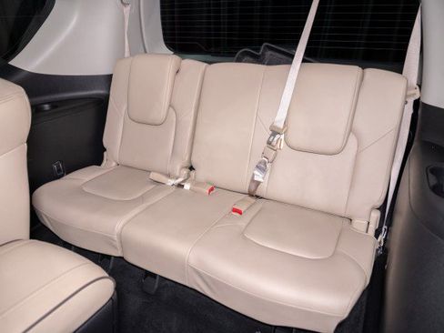 Used 2023 Nissan Armada Platinum w/ Captain's Chairs Package AWD/4WD image 14