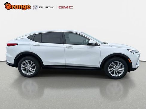 New 2026 Buick Envista Preferred w/ Convenience I Package FWD image 2
