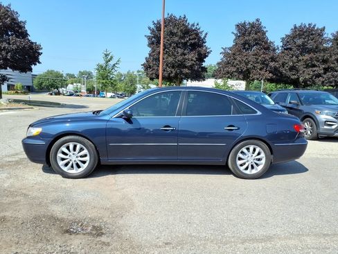 Used 2006 Hyundai Azera Limited FWD image 2
