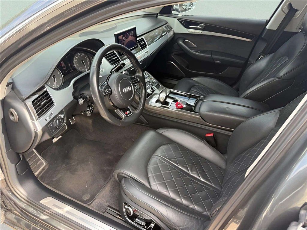 Used 2015 Audi S8 w/ S8 Driver Assistance Package AWD/4WD image 6