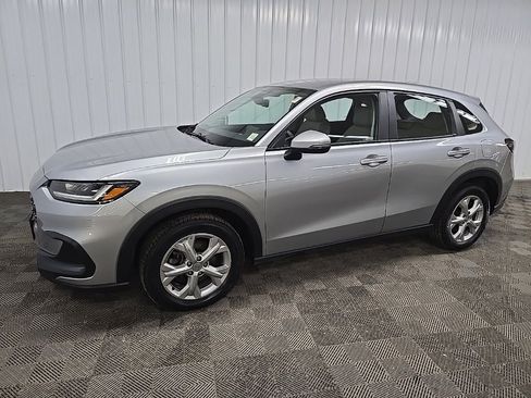 Used 2023 Honda HR-V LX image 6
