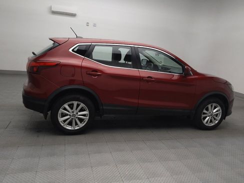 Used 2019 Nissan Rogue Sport S w/ Appearance Package image 10