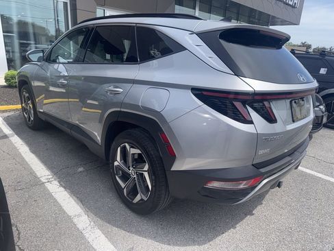 Used 2023 Hyundai Tucson Limited AWD/4WD image 2