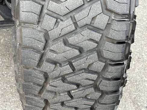 Certified 2023 Jeep Gladiator Sport image 13