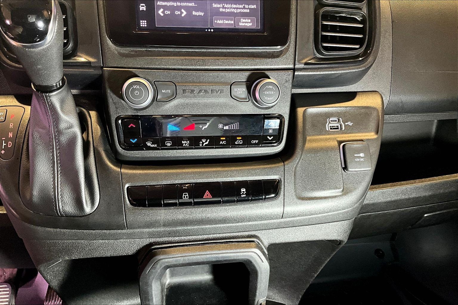 Used 2025 RAM ProMaster 3500 w/ Convenience Group FWD image 16