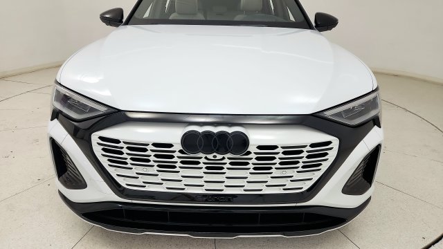 Used 2024 Audi Q8 e-tron Prestige w/ Prestige Package AWD/4WD image 24