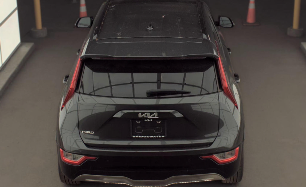 Used 2023 Kia Niro Wind w/ Wind Preserve Package FWD image 6