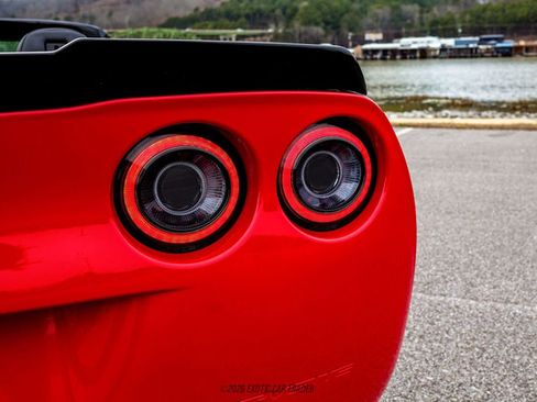 Used 2005 Chevrolet Corvette Convertible w/ Preferred Equipment Group image 71