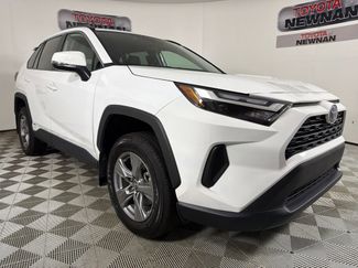 Used 2024 Toyota RAV4 XLE AWD/4WD video 1