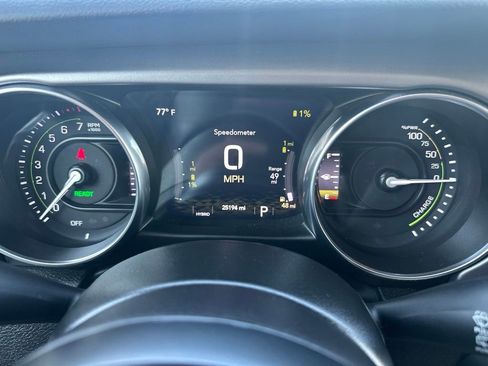 Used 2023 Jeep Wrangler Unlimited w/ Cold Weather Group AWD/4WD image 28