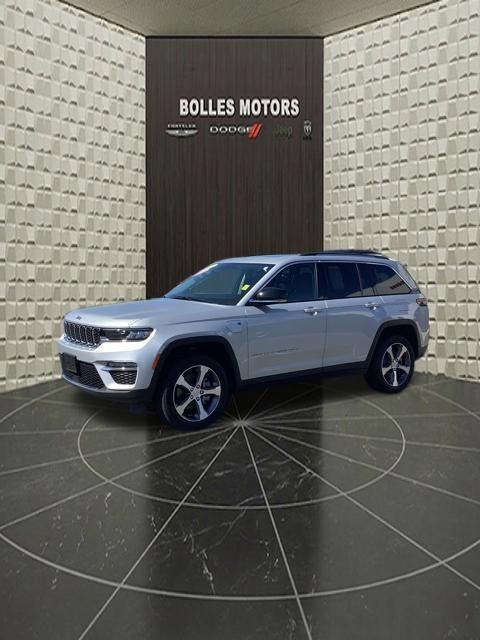 Certified 2023 Jeep Grand Cherokee 4WD 4xe image 14