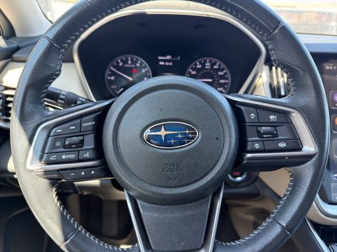 Used 2023 Subaru Outback Limited AWD/4WD image 17