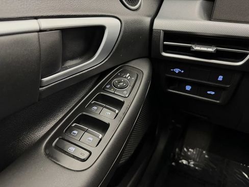 Used 2025 Hyundai Sonata SEL FWD image 14