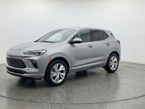 Used 2025 Buick Encore GX Preferred image 3