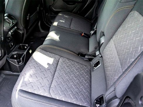 New 2025 Jeep Gladiator Mojave w/ Dual Top Group image 20