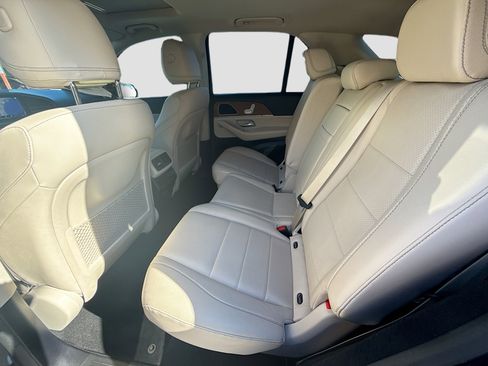 Used 2021 Mercedes-Benz GLE 350 w/ 3rd Row Seat Package image 25