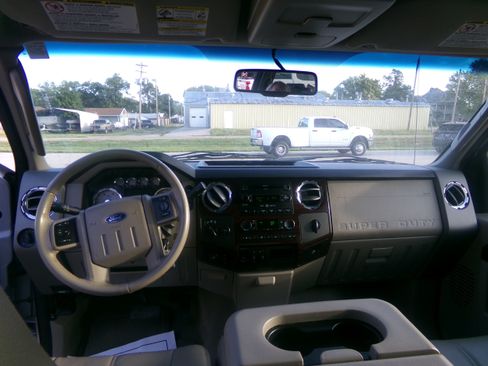 Used 2008 Ford F250 Lariat AWD/4WD image 11