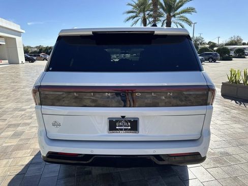 New 2025 Lincoln Navigator L Black Label image 3