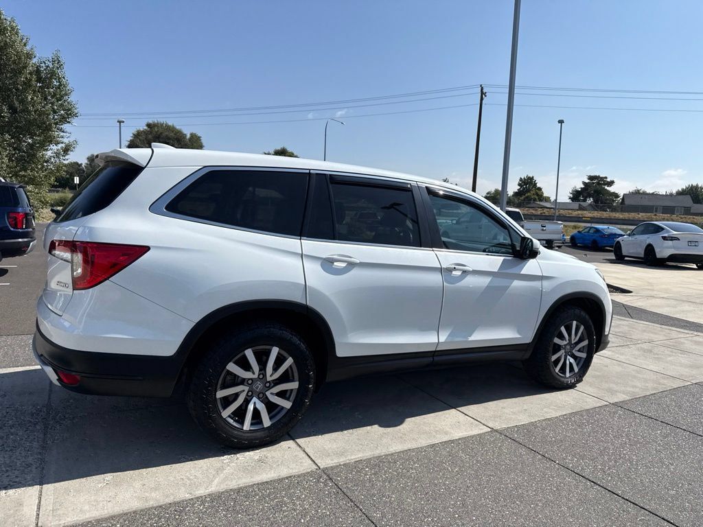 Used 2021 Honda Pilot EX image 4