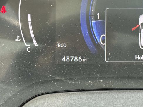 Used 2024 Lexus RX 350 FWD w/ Convenience Package image 2