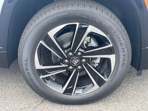 New 2026 Buick Enclave Sport Touring w/ Power Package FWD image 28