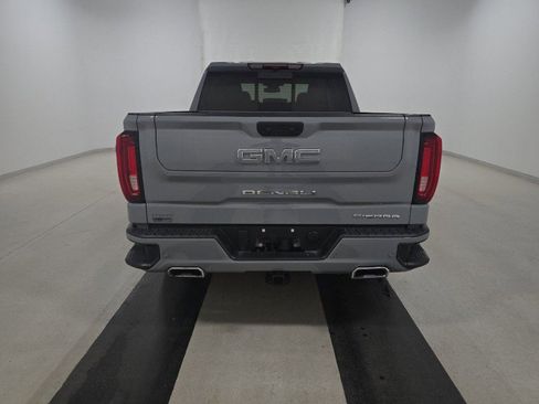 Used 2025 GMC Sierra 1500 Denali image 5