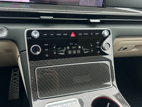 New 2026 Genesis GV80 3.5T e-SC AWD/4WD image 21