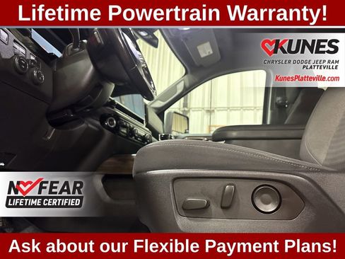 Used 2022 Chevrolet Silverado 1500 LT image 20